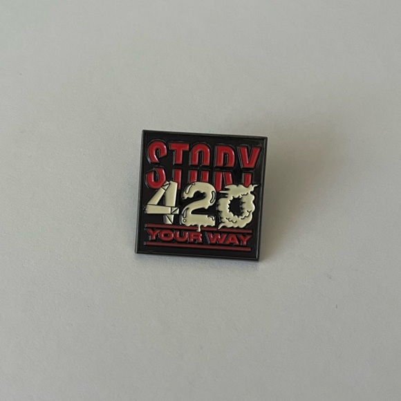 Bundle of Cannabis Branded Merch Accessories- Pin, socks, hat, & more NWOT - Picture 7 of 14